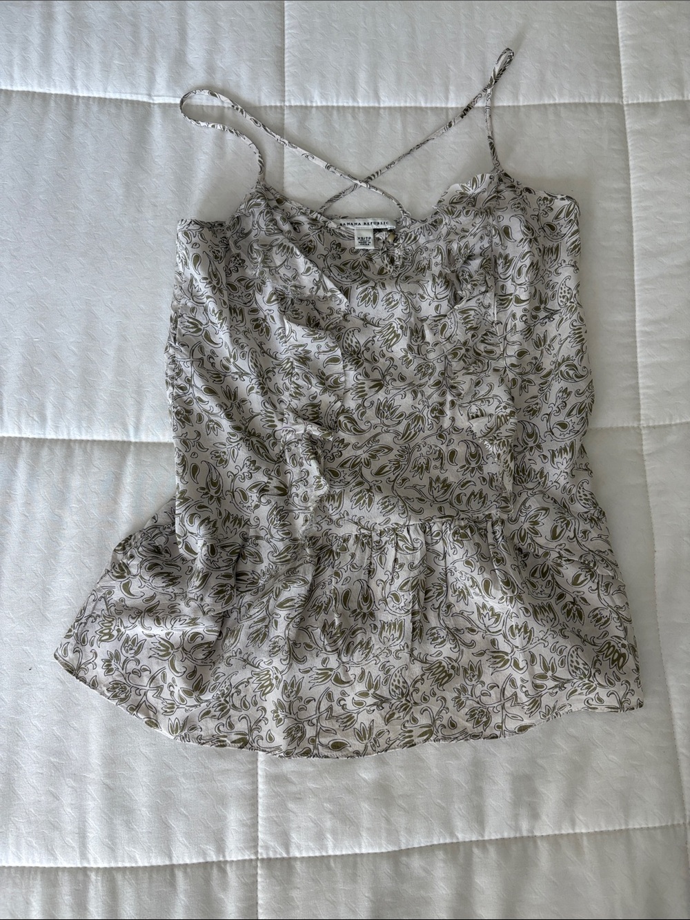 Banana Republic 100% Silk Cream Paisley-Print Spaghetti Strap Peplum Cami - Picture 1 of 4